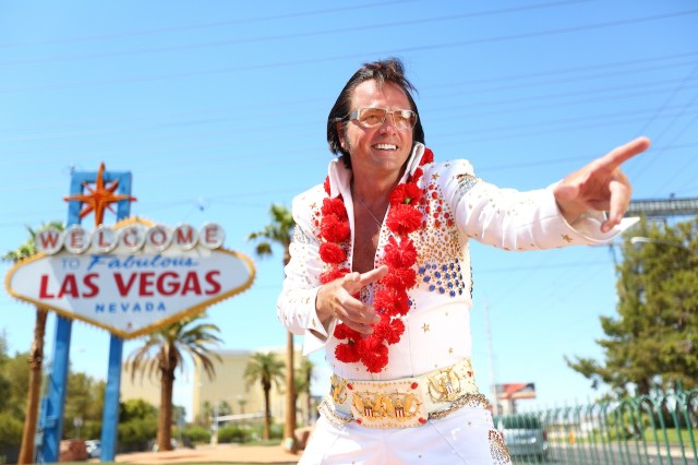 The Ultimate Guide to Hiring an Elvis Impersonator for Your Event